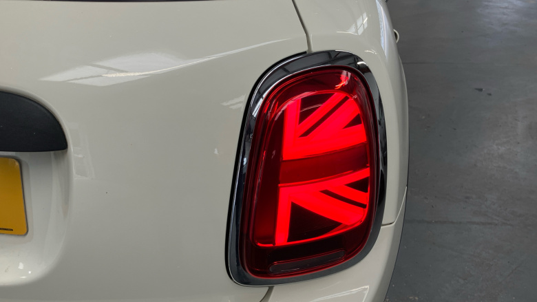 MINI Hatchback 1.5 One Classic II 5dr Petrol Hatchback